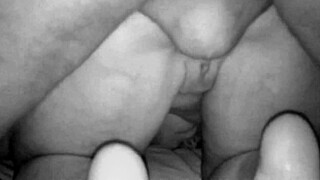 Amateur anal fucking drives her wild with pleasure