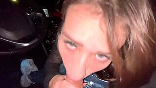 watch horny latina get naughty in mall 😈🍑