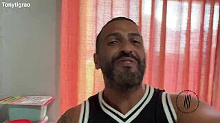 Tirando Leite de Tigre Intense Anal Action Trailer