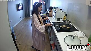 BOLD TOPLESS SEXY GROSY COOKS DINNER ON CAMERA