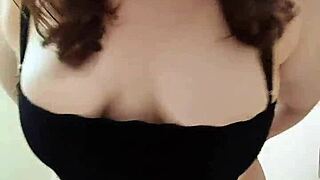 damn nicole, shake that huge fat ass in bathroom!