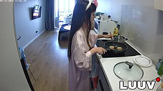 BOLD TOPLESS SEXY GROSY COOKS DINNER ON CAMERA