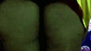 they fuck my big latina ass in mini skirt with 20cm dildo squirting 😜🍑