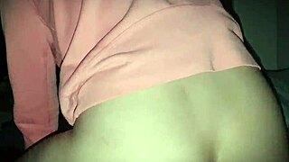 Girlfriend rides reverse cowgirl to creamy creampie finish