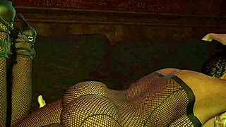 Ebony Milf Big Ass Deepthroats Monster Cock At Night Club