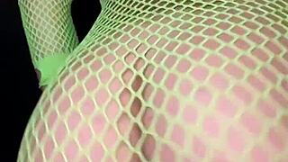 nadia diamo twerks hot ass fishnet slow motion
