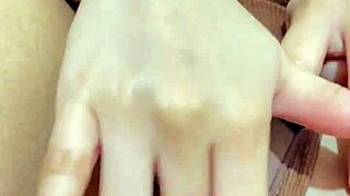 Curvy homemade solo girl pleasures herself to orgasm