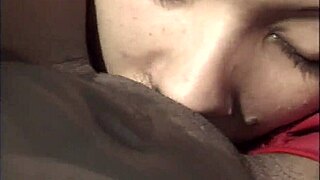 Ebony lesbians lick pussies in steamy hot tub