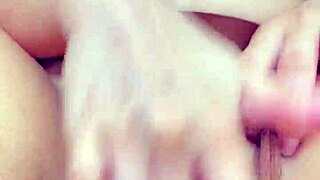 Curvy homemade solo girl pleasures herself to orgasm