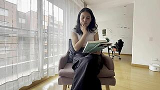 Straight slut's clit throbs hard from lesbian fingering