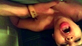 isavid713 gives a blowjob and squirts on big ass