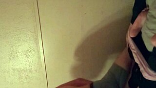 isavid713 gives a blowjob and squirts on big ass