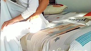 Vietnamese girlfriend's wet pussy tempts in huế heat