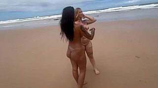 fui pra praia nudista e acabei coberta de porra quente 😏🏖️💦