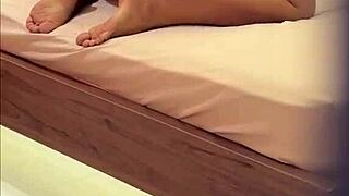 Curvy madrastra sneaks in for sneaky cowgirl ride and full creampie drain