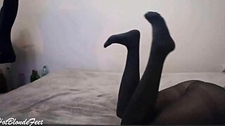 Miley Grey's sexy nylon legs in leggings drive foot fetish wild