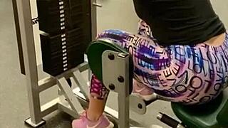 Big ass instagram chicks cram leggings!