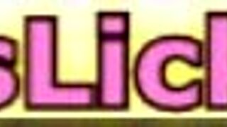 hot teen dives into twin girlfriend's wet pussy feast!