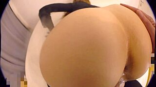 wife teases trainer for hubby's free session uncensored 😏