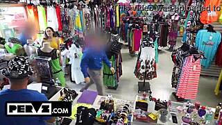 cheerleader's sloppy blowjob hides office search