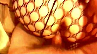 Sexy Girl Teases Curves In Sultry Lingerie