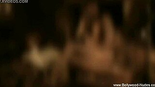 eastern beauty dances nude teasing her curves 😍