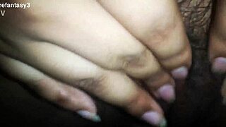 colombian babe can't stop masturbating in parents' house 🔥