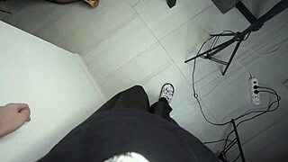 i payed da maid wit a rough hard pounding n tonsa cum all ova her face damn