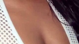 esposa gostosa cums hard on comedor's monster cock while corno watches!