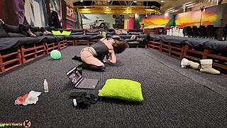 I'm this French babe slamming dildo deep in my pussy on webcam