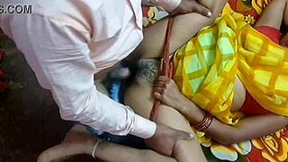 Hot swinger wife in yellow saree gets pounded after hubby sleeps 😈🔥