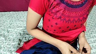 Desi Beauty Fucks Hard With Hindi Audio Moans
