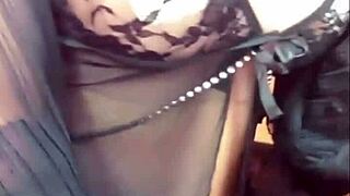 giant tits crossdressing beauty masturbates live on cam