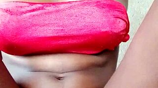 damn, this amateur african babe is pure sexy fire!