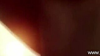 martina's showing nikol the joys of lesbian pussy kissing