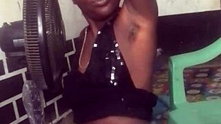 crazy bitch twerks sexy then strips fully naked