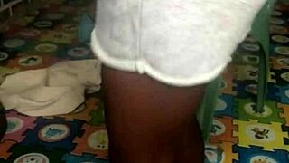 crazy bitch twerks sexy then strips fully naked