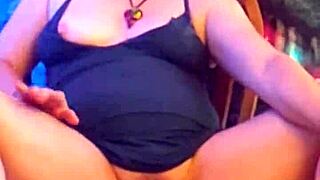 hotwife steffi's pussy dances wildly in october two 🍑💃😈