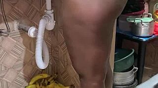 swingers host ebony homemade group play with milfs and big cocks