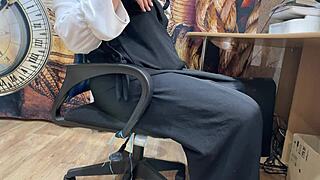 arab milf watches porn and fingers her shaved pussy