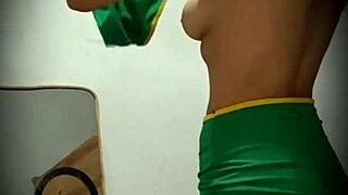 Hidden Cam Busty Colombian Pussy