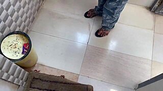 Hot corporate lady gets fucked by colleague after lift request