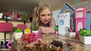 giantess babe screams fighting tinies in pov femdom mouthful frenzy