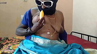 Leena pulls back hairy pussy for amateur fucking