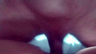 coroa milf with slutty face lets me raw fuck her wet shaved pussy creampie