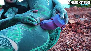 Dildo stretches asshole outdoors until pissing gushes