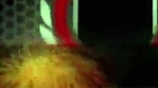 Muva Phoenix and hot blonde dive into steamy scissoring action