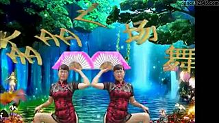 village auntie in her 50s dances sexy chinese style for milf fans