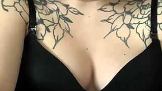 Watch her stuff that pregnant belly full 😏🤰