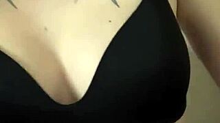 Watch her stuff that pregnant belly full 😏🤰